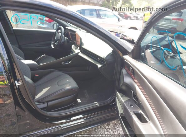 KMHLR4DF9SU951233 2025 HYUNDAI ELANTRA Black წინა სალონის ხედი