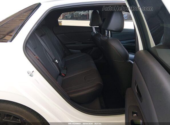 KMHLR4DFXSU951449 2025 HYUNDAI ELANTRA White Вид наклейки з VIN-кодом
