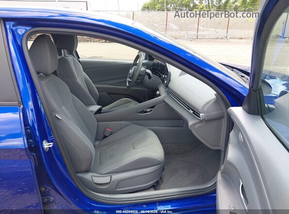 KMHLS4AG0NU367602 2022 HYUNDAI ELANTRA Blue Вид салону спереду