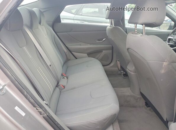 KMHLS4AG4PU494582 2023 HYUNDAI ELANTRA Gray Vista de los asientos traseros