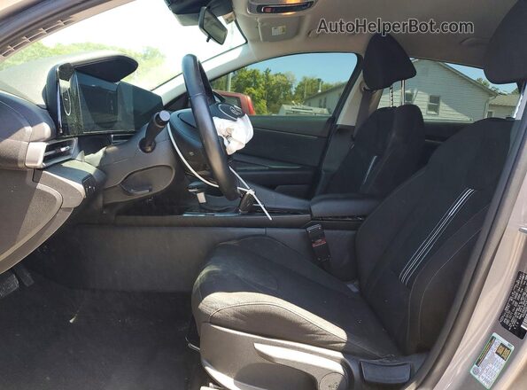 KMHLS4AG7PU574183 2023 HYUNDAI ELANTRA Silver 
