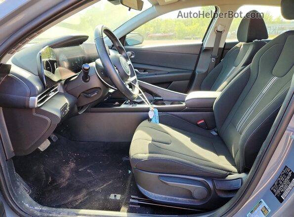 KMHLS4AG9PU404911 2023 HYUNDAI ELANTRA Blue წინა სალონის ხედი