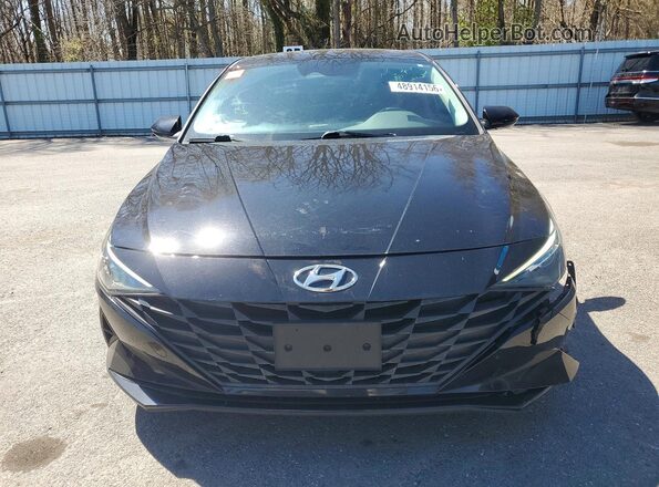 KMHLS4AGXNU245040 2022 HYUNDAI ELANTRA Black Вид спереду