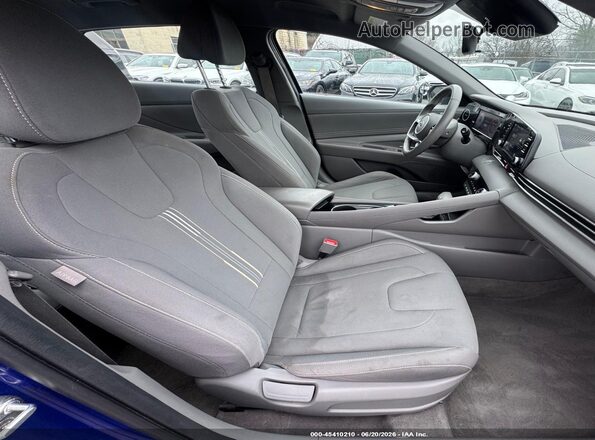 KMHLS4AGXNU314292 2022 HYUNDAI ELANTRA Blue Вид салону спереду