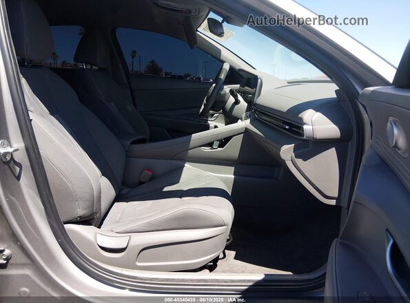 KMHLS4AGXPU411155 2023 HYUNDAI ELANTRA Бежевый Вид салона спереди