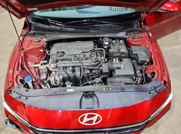 KMHLS4DG0RU716081 2024 HYUNDAI ELANTRA Red Вид задньої частини салону
