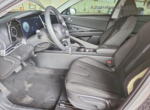 KMHLS4DG0SU895051 2025 HYUNDAI ELANTRA Gray Vista interior delantera