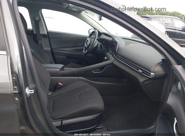 KMHLS4DG1SU897665 2025 HYUNDAI ELANTRA Gray Widok wnętrza z przodu