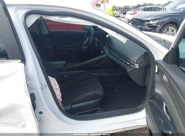 KMHLS4DG1SU932544 2025 HYUNDAI ELANTRA White Front interior view