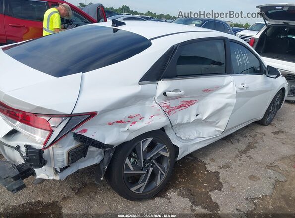 KMHLS4DG1SU932544 2025 HYUNDAI ELANTRA White Front view