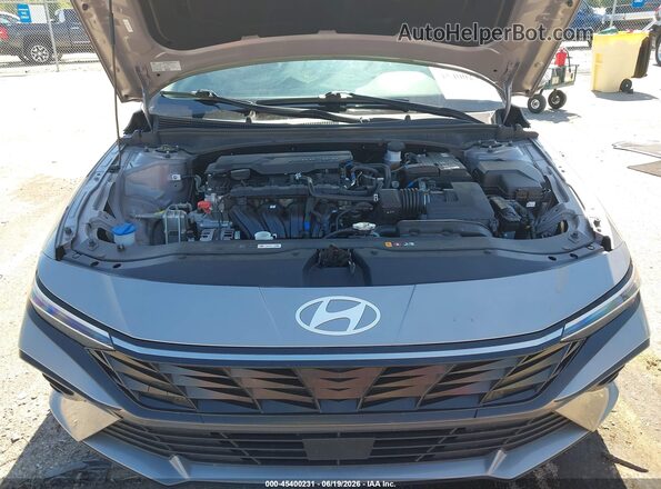 KMHLS4DG2RU717507 2024 HYUNDAI ELANTRA Серебряный Вид сзади