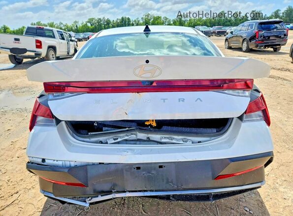 KMHLS4DG2SU007030 2025 HYUNDAI ELANTRA White Widok wnętrza z przodu