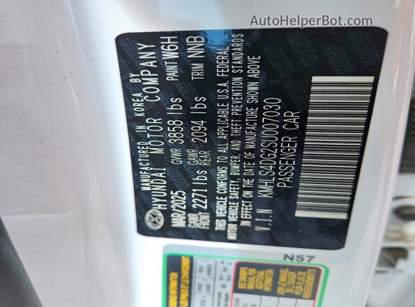 KMHLS4DG2SU007030 2025 HYUNDAI ELANTRA White Widok wnętrza 360 stopni