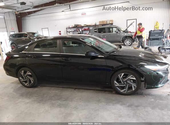 KMHLS4DG2SU890112 2025 HYUNDAI ELANTRA Black 