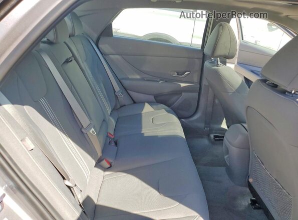 KMHLS4DG2SU890496 2025 HYUNDAI ELANTRA Gray Widok tylnych siedzeń