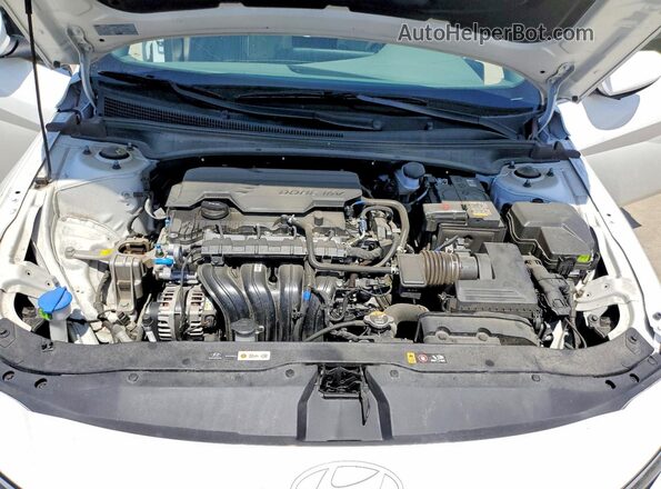 KMHLS4DG2SU953371 2025 HYUNDAI ELANTRA White Vista interior trasera