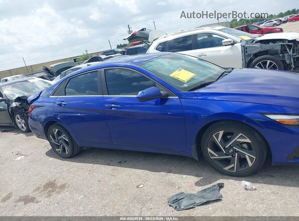 KMHLS4DG2SU967027 2025 HYUNDAI ELANTRA Blue Rear interior view