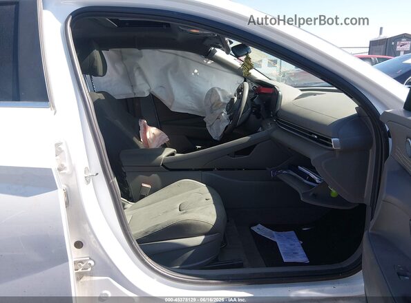 KMHLS4DG3RU718259 2024 HYUNDAI ELANTRA White Սալոնի դիմացի տեսք