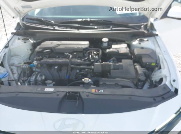 KMHLS4DG3SU927586 2025 HYUNDAI ELANTRA White Вид ззаду