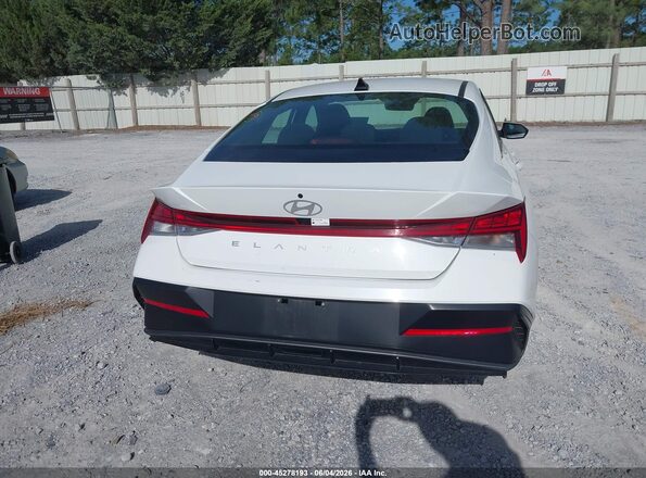 KMHLS4DG3SU927586 2025 HYUNDAI ELANTRA White 