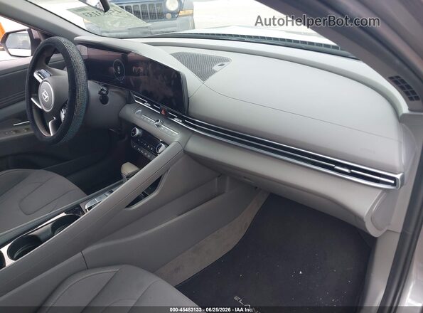KMHLS4DG4RU808357 2024 HYUNDAI ELANTRA Gray Սալոնի դիմացի տեսք