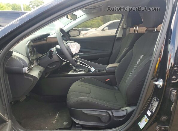 KMHLS4DG4SU902048 2025 HYUNDAI ELANTRA Black Սալոնի դիմացի տեսք