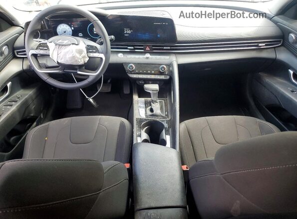 KMHLS4DG4SU902048 2025 HYUNDAI ELANTRA Black Առջևի վահանակի տեսք