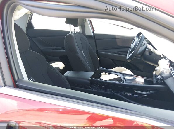 KMHLS4DG5SU985909 2025 HYUNDAI ELANTRA Red Вид салону спереду