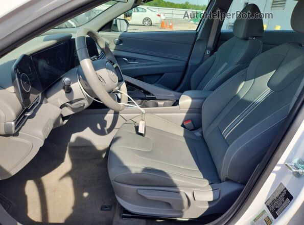 KMHLS4DG5SU996831 2025 HYUNDAI ELANTRA White 