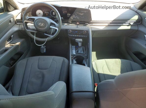KMHLS4DG7RU732858 2024 HYUNDAI ELANTRA Gray Առջևի վահանակի տեսք