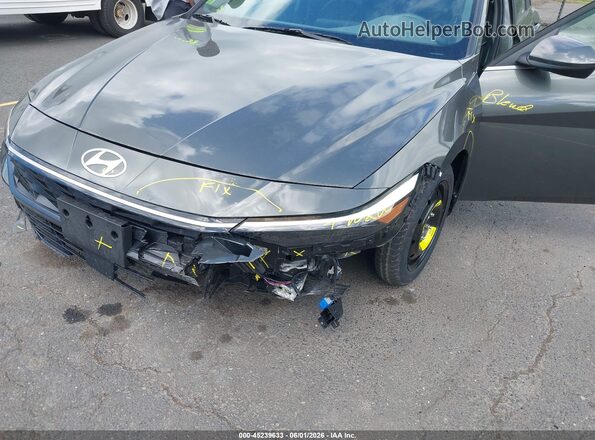 KMHLS4DG8RU804408 2024 HYUNDAI ELANTRA Gray Вид спереду