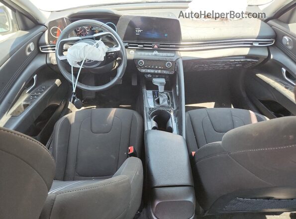 KMHLS4DG8SU862380 2025 HYUNDAI ELANTRA Blue 