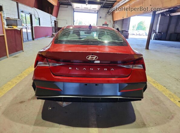 KMHLS4DG8SU924781 2025 HYUNDAI ELANTRA Red 