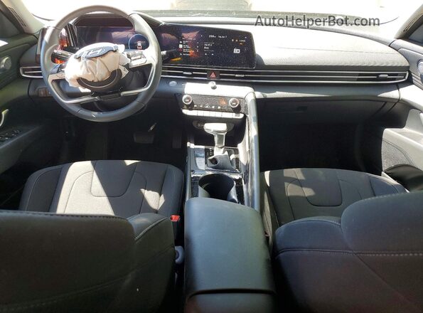 KMHLS4DG8SU945551 2025 HYUNDAI ELANTRA Gray Widok deski rozdzielczej