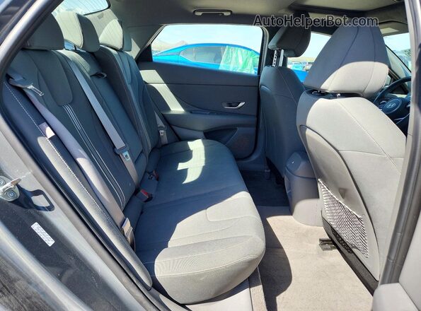 KMHLS4DG9RU678186 2024 HYUNDAI ELANTRA Gray Հետևի նստատեղերի տեսք