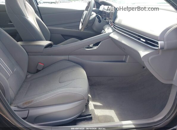 KMHLS4DG9SU935126 2025 HYUNDAI ELANTRA Black Widok wnętrza z przodu