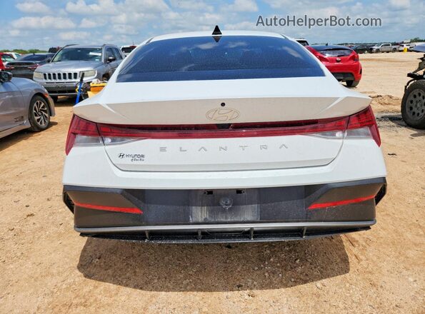 KMHLS4DG9SU939810 2025 HYUNDAI ELANTRA White Rear view