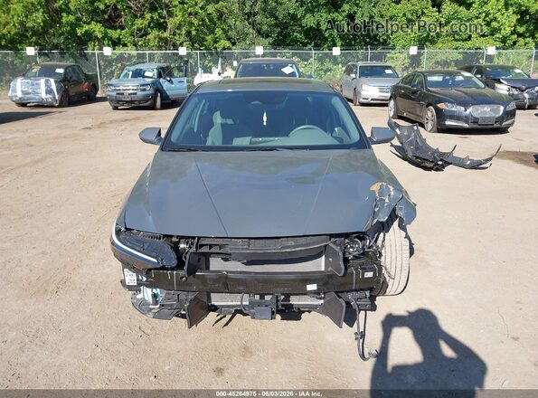 KMHLS4DGXSU022228 2025 HYUNDAI ELANTRA Gray ხელსაწყოთა პანელის ხედი