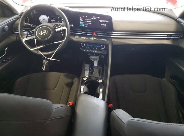 KMHLS4DGXSU962030 2025 HYUNDAI ELANTRA Темно-бордовый Вид панели приборов