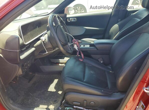 KMHM34AA2PA022783 2023 HYUNDAI IONIQ Red Вид салону спереду
