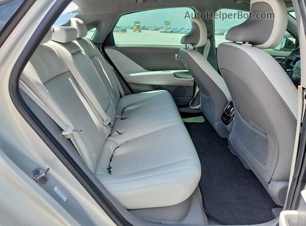 KMHM34AA6RA075196 2024 HYUNDAI IONIQ Silver უკანა სავარძლების ხედი