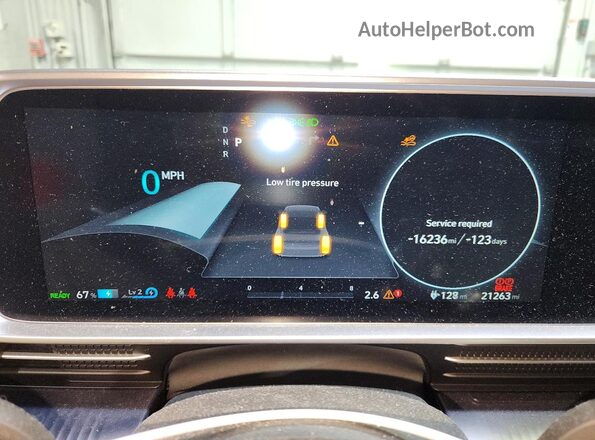 KMHM34AC6RA077001 2024 HYUNDAI IONIQ Silver Widok zestawu wskaźników