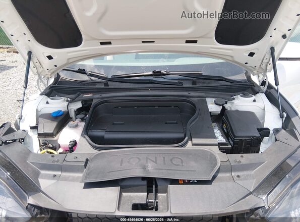 KMHM54AA0PA051595 2023 HYUNDAI IONIQ 6 White Rear view
