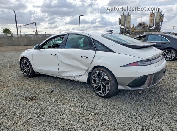 KMHM54AA2SA093906 2025 HYUNDAI IONIQ White 