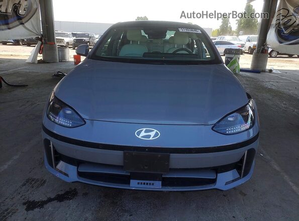 KMHM54AA8PA045768 2023 HYUNDAI IONIQ Gray წინა ხედი