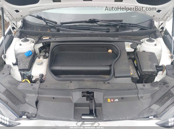 KMHM54AC2RA055068 2024 HYUNDAI IONIQ 6 White Vista trasera