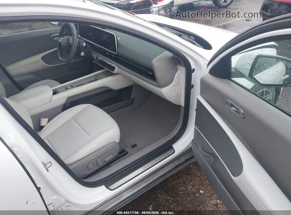KMHM54AC2RA055068 2024 HYUNDAI IONIQ 6 White Vista interior delantera