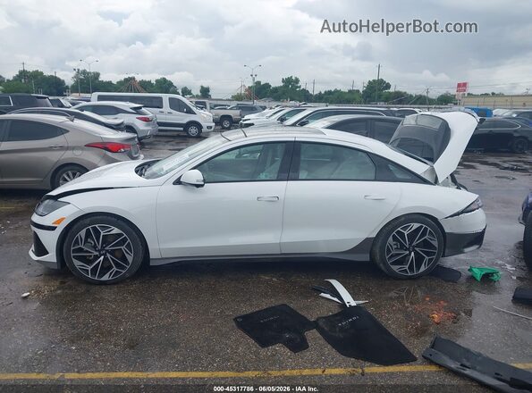 KMHM54AC2RA055068 2024 HYUNDAI IONIQ 6 White Vista interior trasera