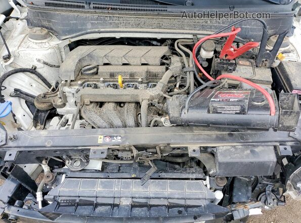 KMHRB8A31PU265338 2023 HYUNDAI VENUE White Vista del compartimento del motor