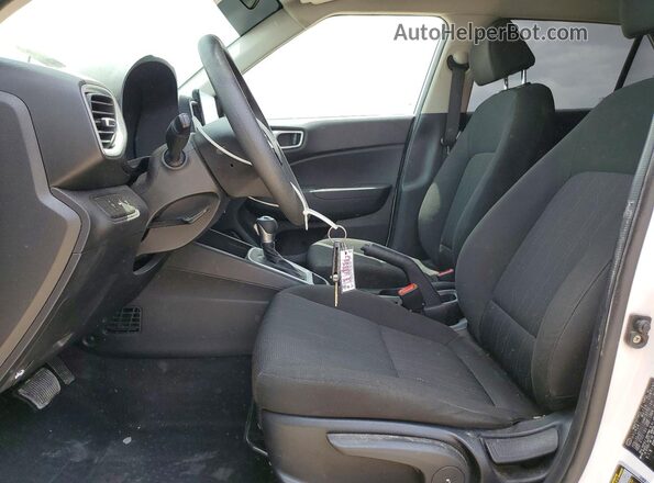 KMHRB8A36MU104348 2021 HYUNDAI VENUE White 